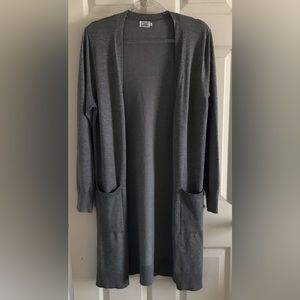 Cielo Gray Button-Front Long Sleeve Cardigan Size: L